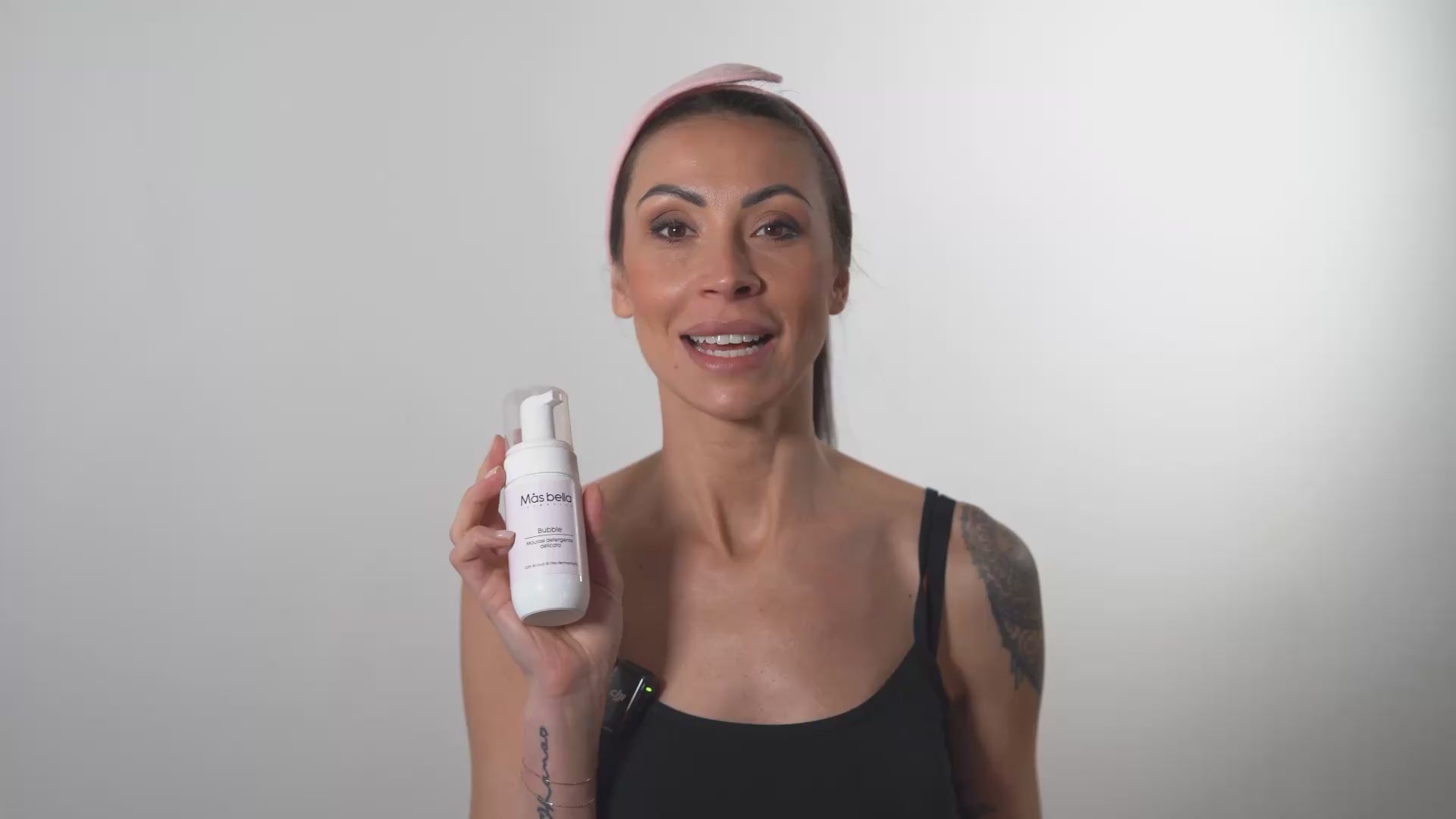 Carica il video: 