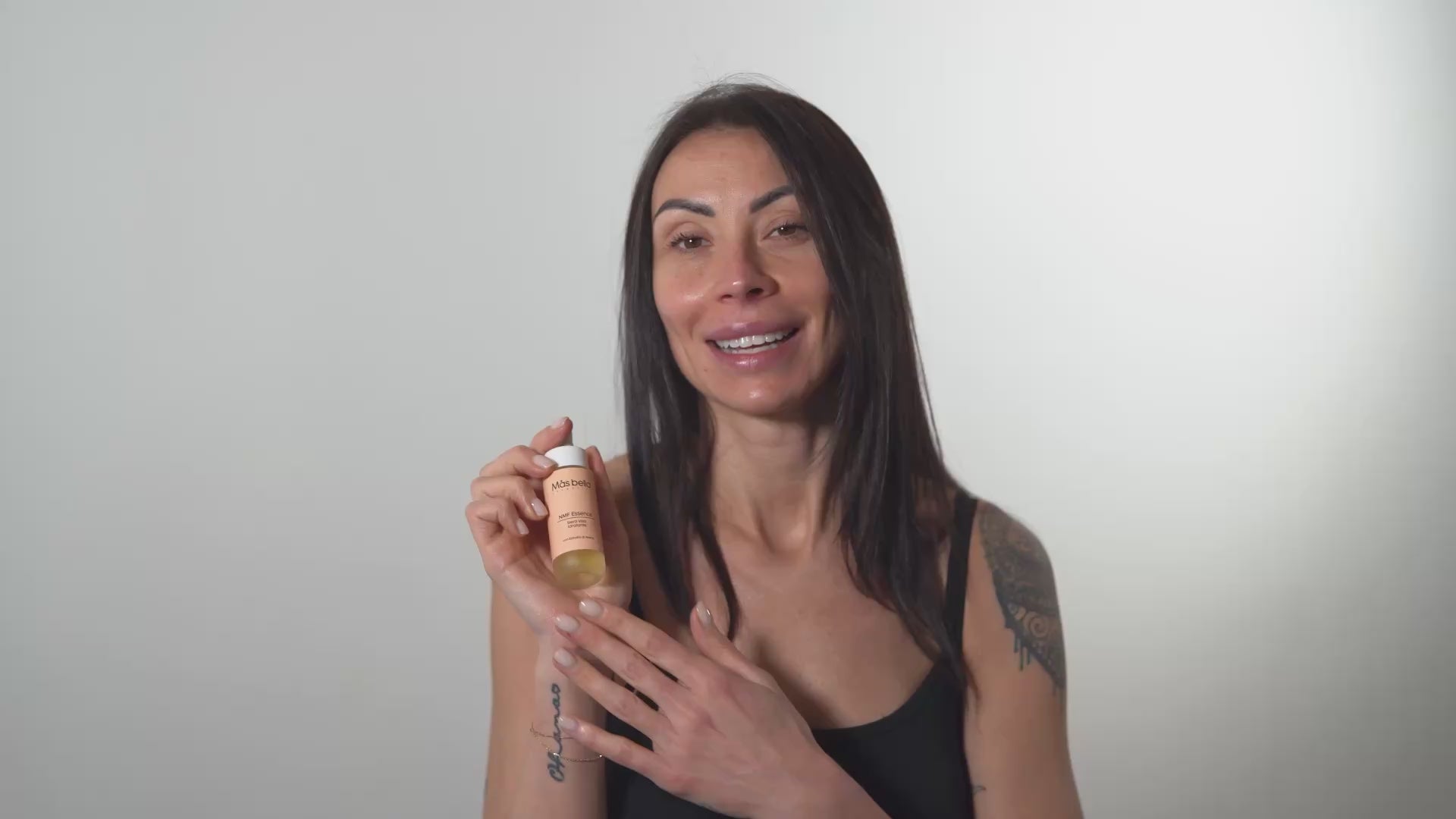 Carica il video: 